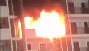 गुरुग्राम में बड़ी आग! DLF के निर्माणाधीन प्रोजेक्ट में 60 AC यूनिट्स जलकर खाक