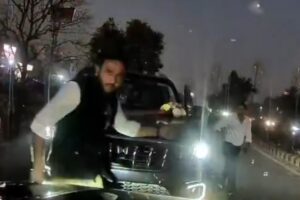 गुरुग्राम में काली स्कॉर्पियो सवार युवकों की गुंडागर्दी, डैश कैम में कैद हुई पूरी घटना