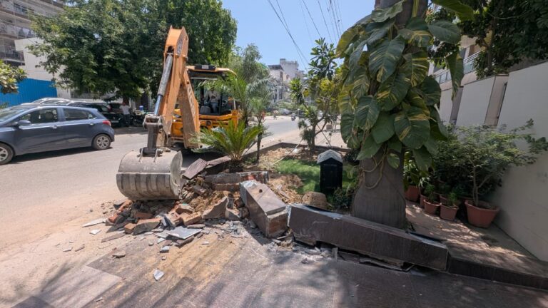 गुरुग्राम में अतिक्रमण पर बड़ा वार: DLF समेत कई इलाकों में 5 दिन से लगातार कार्रवाई