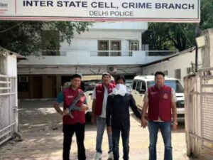 पहले भरोसा… फिर VIDEO, Gurugram में योग टीचर का खतरनाक खेल उजागर