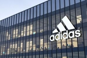 Adidas के गुरुग्राम Tech Hub में बड़ी छंटनी! 45-50% कर्मचारियों पर असर?