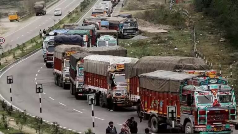 गुरुग्राम की सड़कों से हटेंगे ट्रक? 6 महीने में तैयार होगा ये खास प्लान!